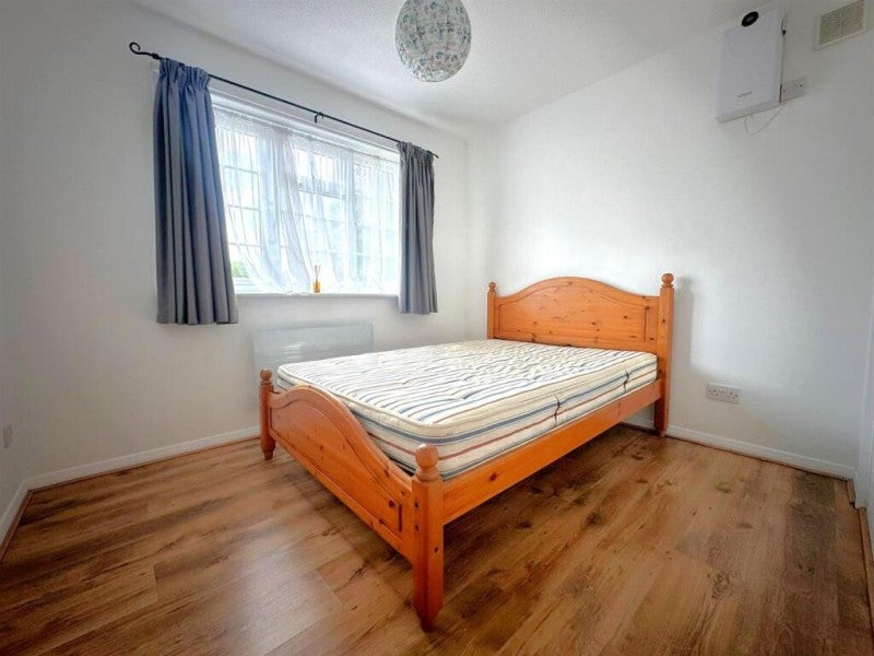 Flat Hithermoor Road in Borough of Spelthorne