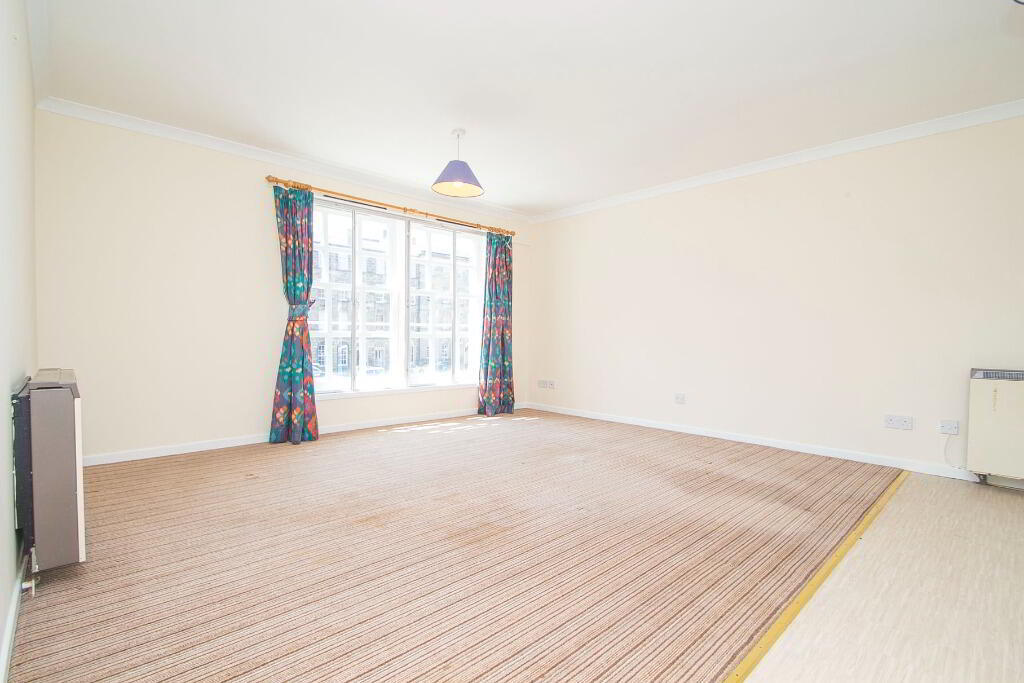 Flat New Mart Road in City of Edinburgh