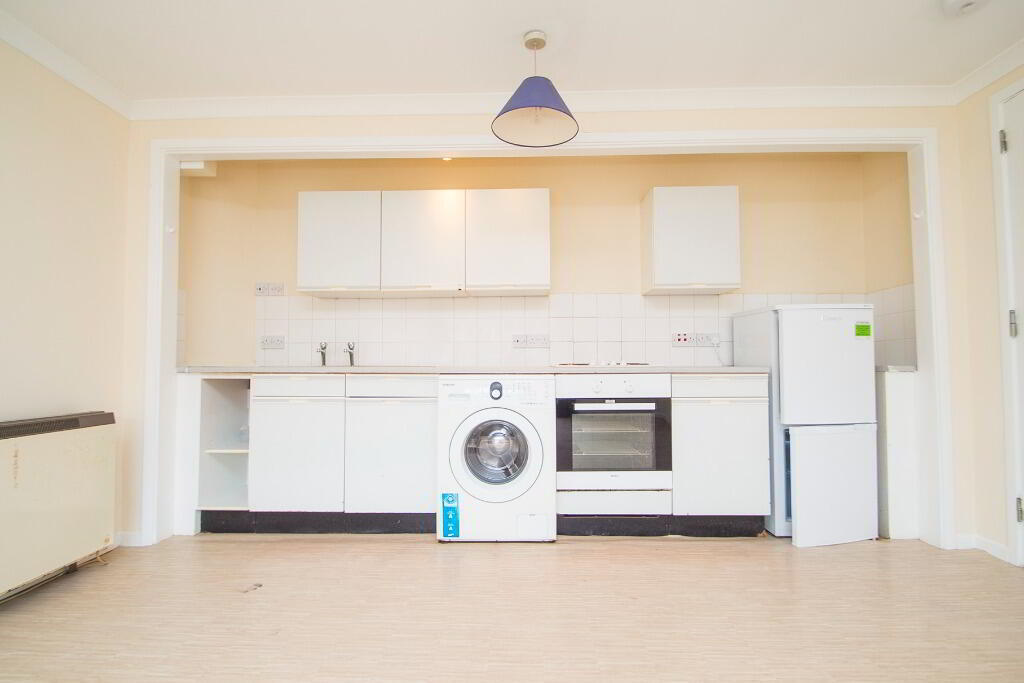 Flat New Mart Road in City of Edinburgh