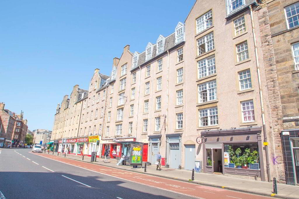 Flat New Mart Road in City of Edinburgh