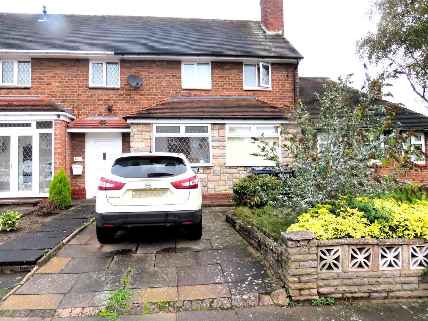 House Nearmoor Road in Birmingham