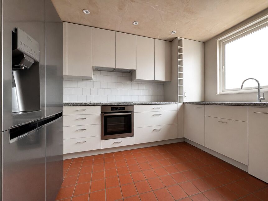 Flat Stoneycroft Close in Greater London