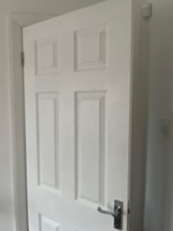 Room Aldersmead Avenue in Greater London