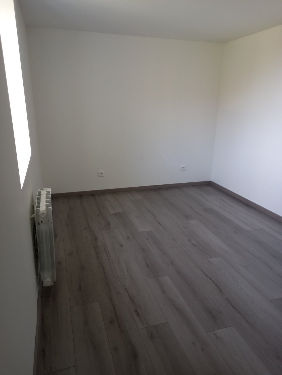 Flat Rue de la Culas in L'Isle-d'Abeau