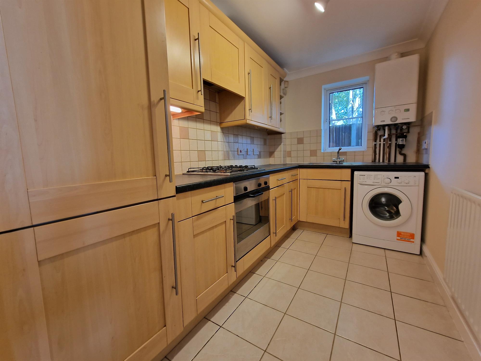 Flat Jessamine Road in Southampton
