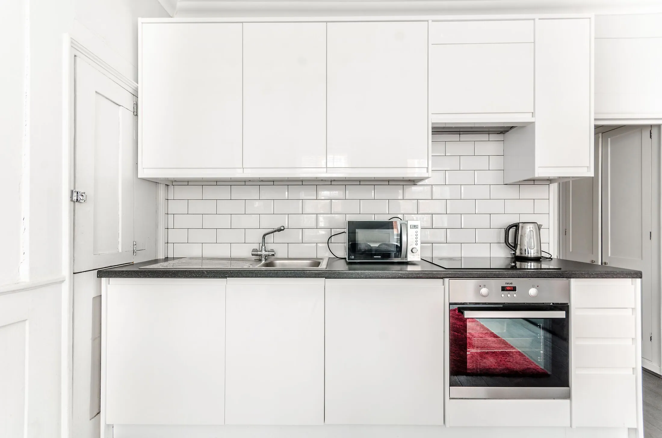 Flat Earlham Street in Greater London
