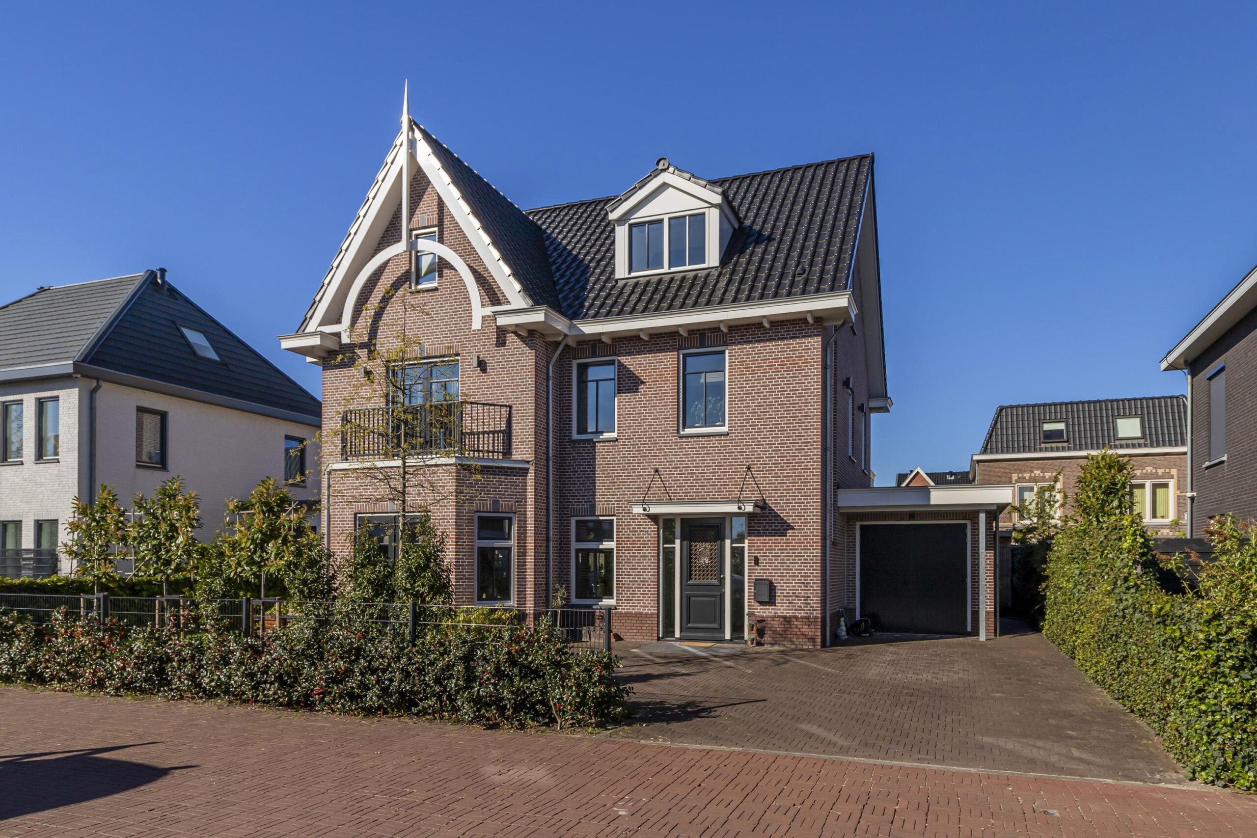 Huis Oostmadeweg 64 in Den Haag