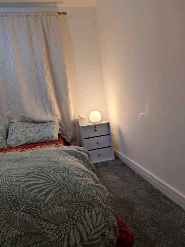 Room Claremont Road in Greater London