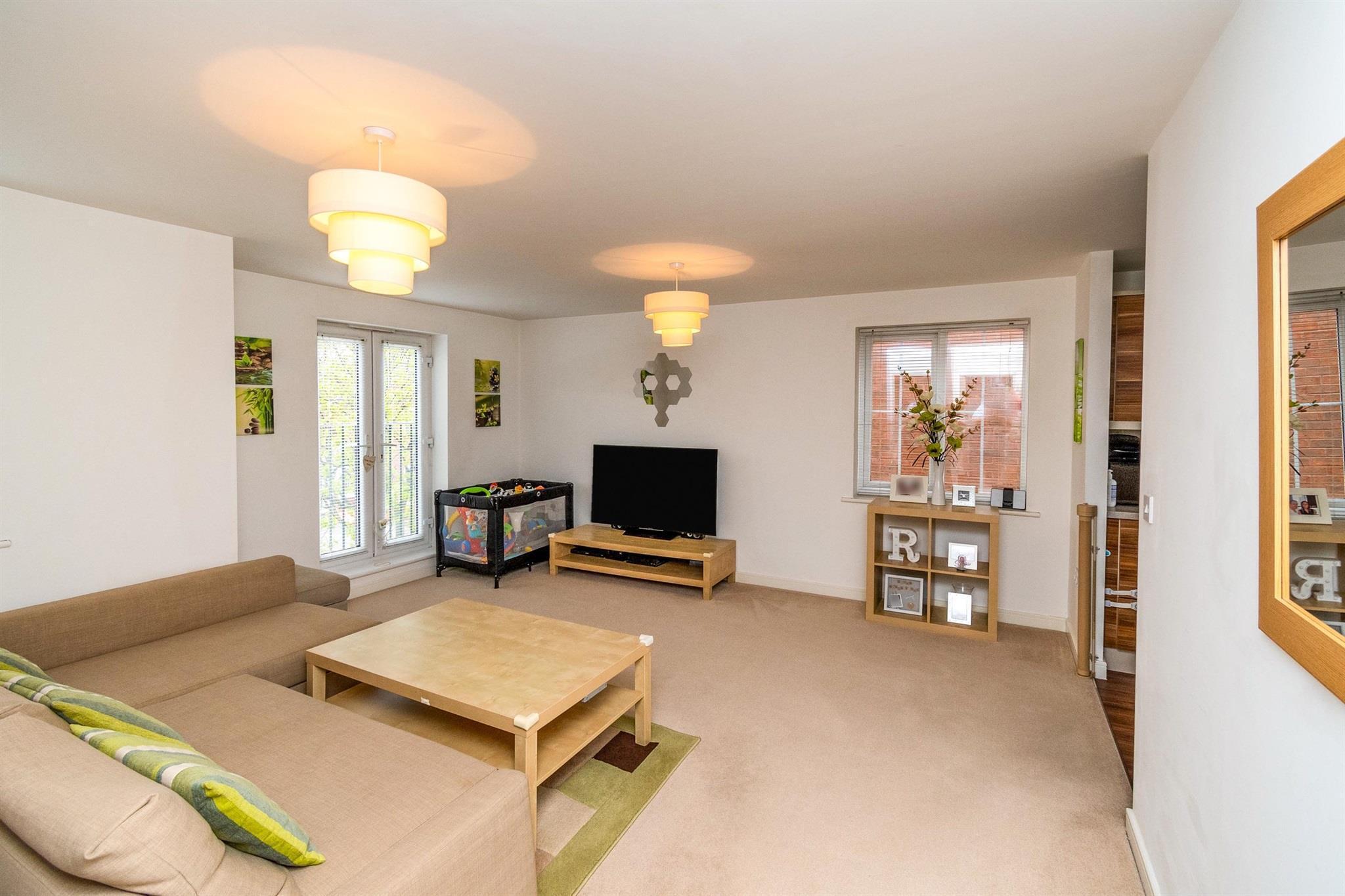 Flat Waterside Avenue in Sandwell