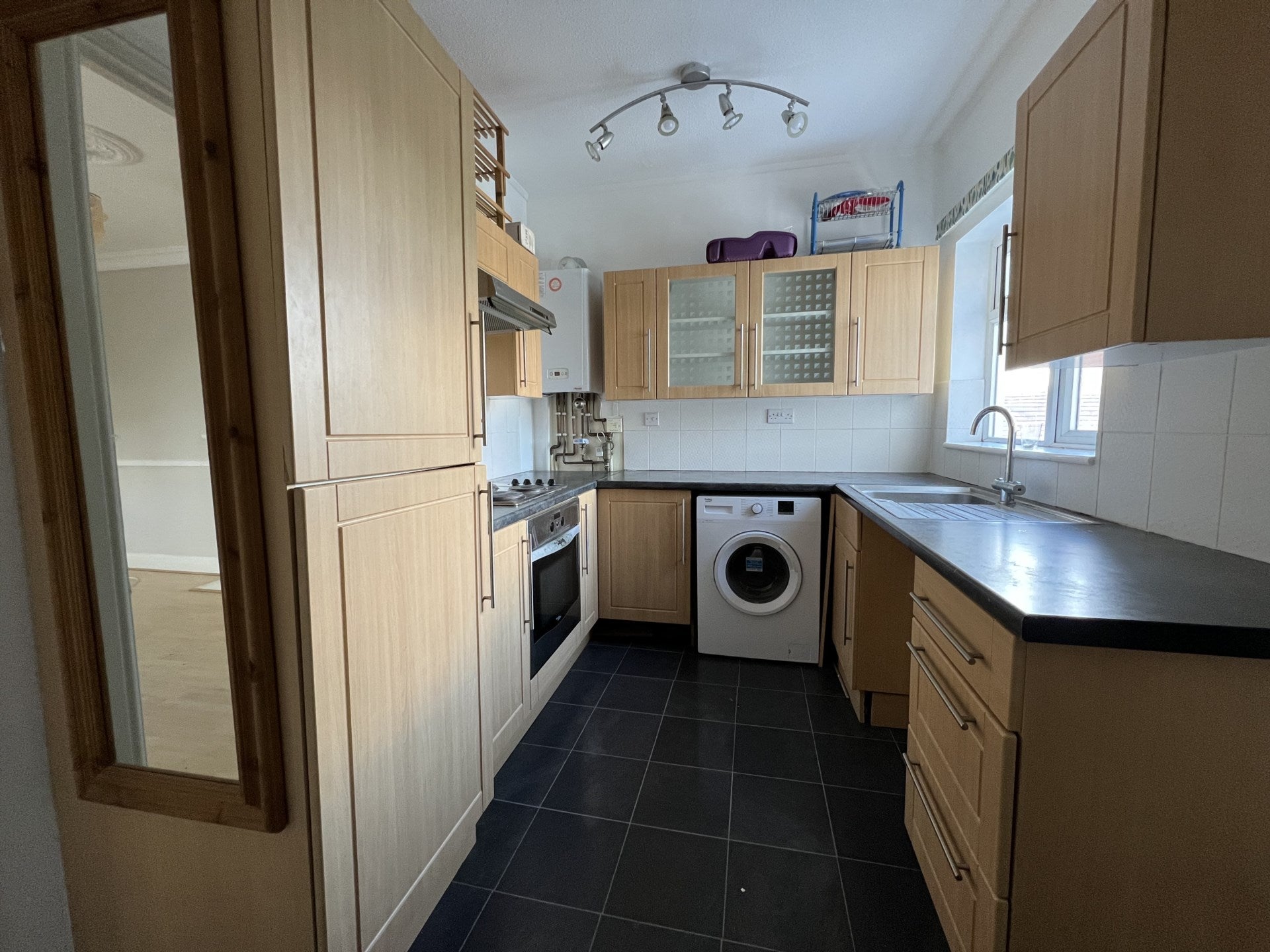 Flat West Hill Road in Luton