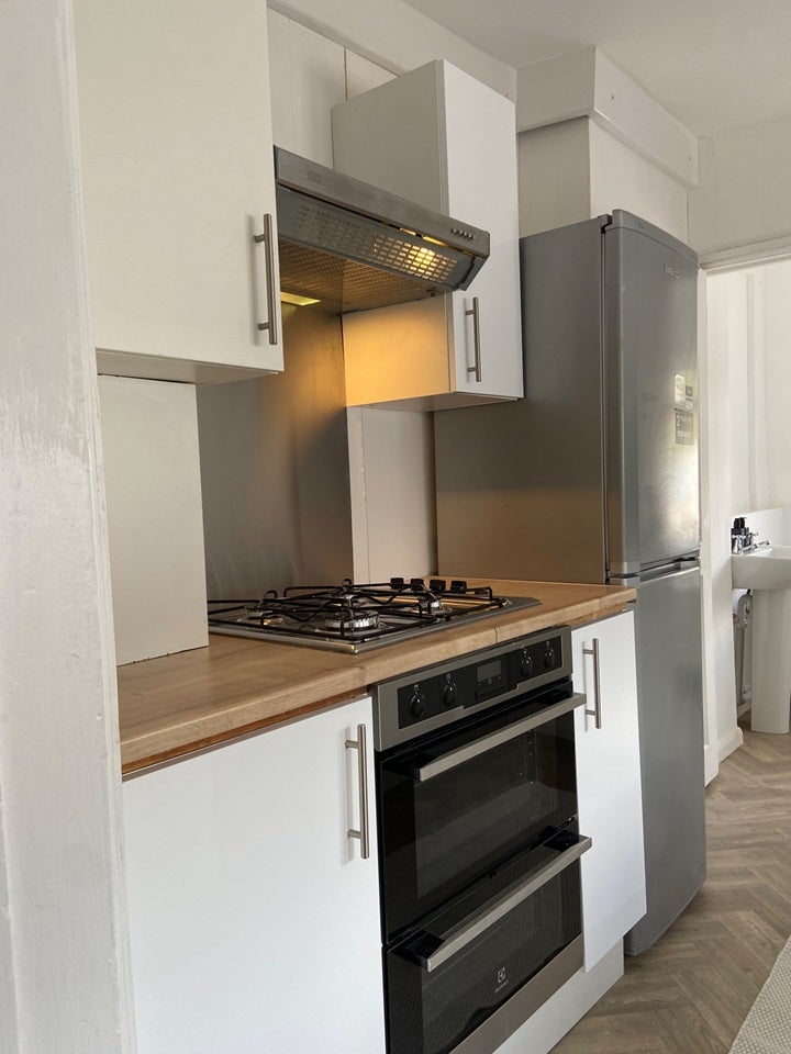 Flat Dunstable Road in Luton