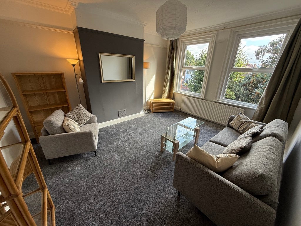 Flat Egerton Road South in Manchester