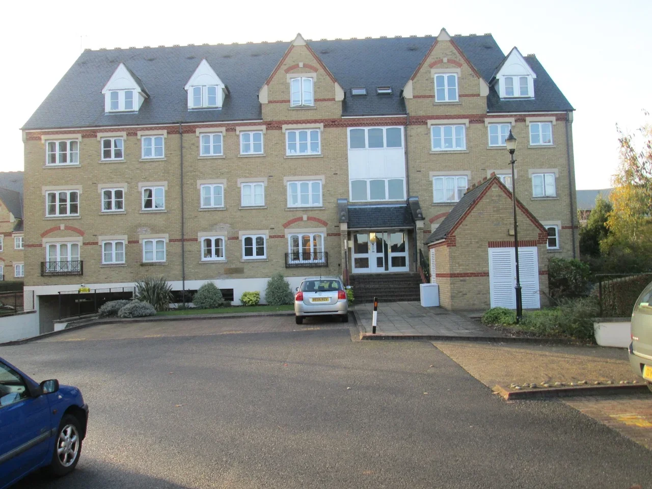 Flat Reeds Crescent in Watford
