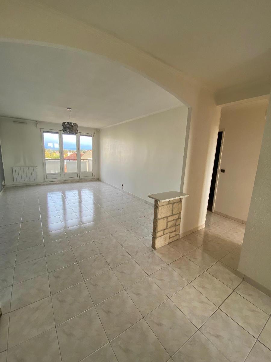 Appartement Avenue Jean Jaurès à Décines-Charpieu