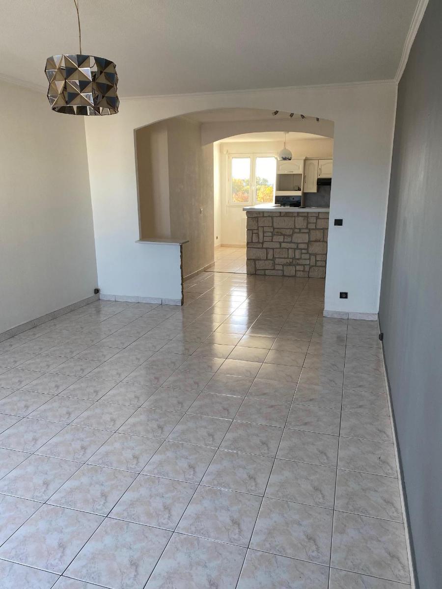 Appartement Avenue Jean Jaurès à Décines-Charpieu
