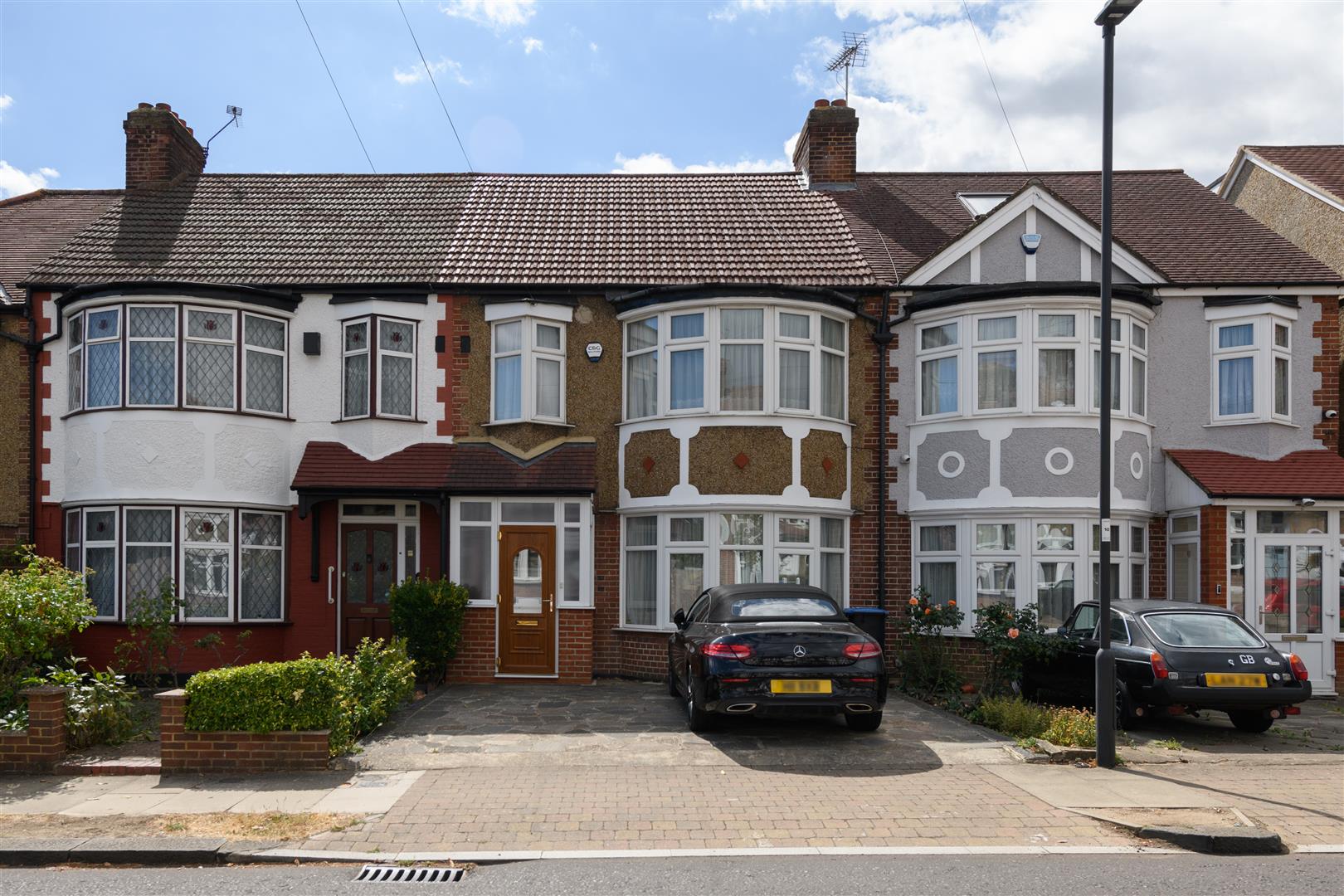 House Dawlish Avenue in Greater London
