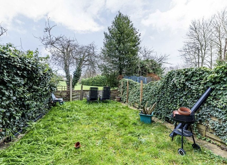 House Blenheim Gardens in Greater London