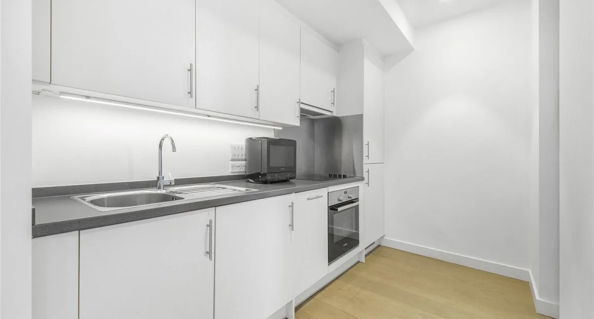 Flat Newman Street in City of Westminster