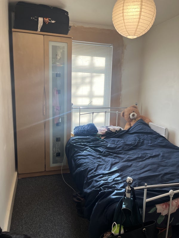 Room Cook Street in Salford