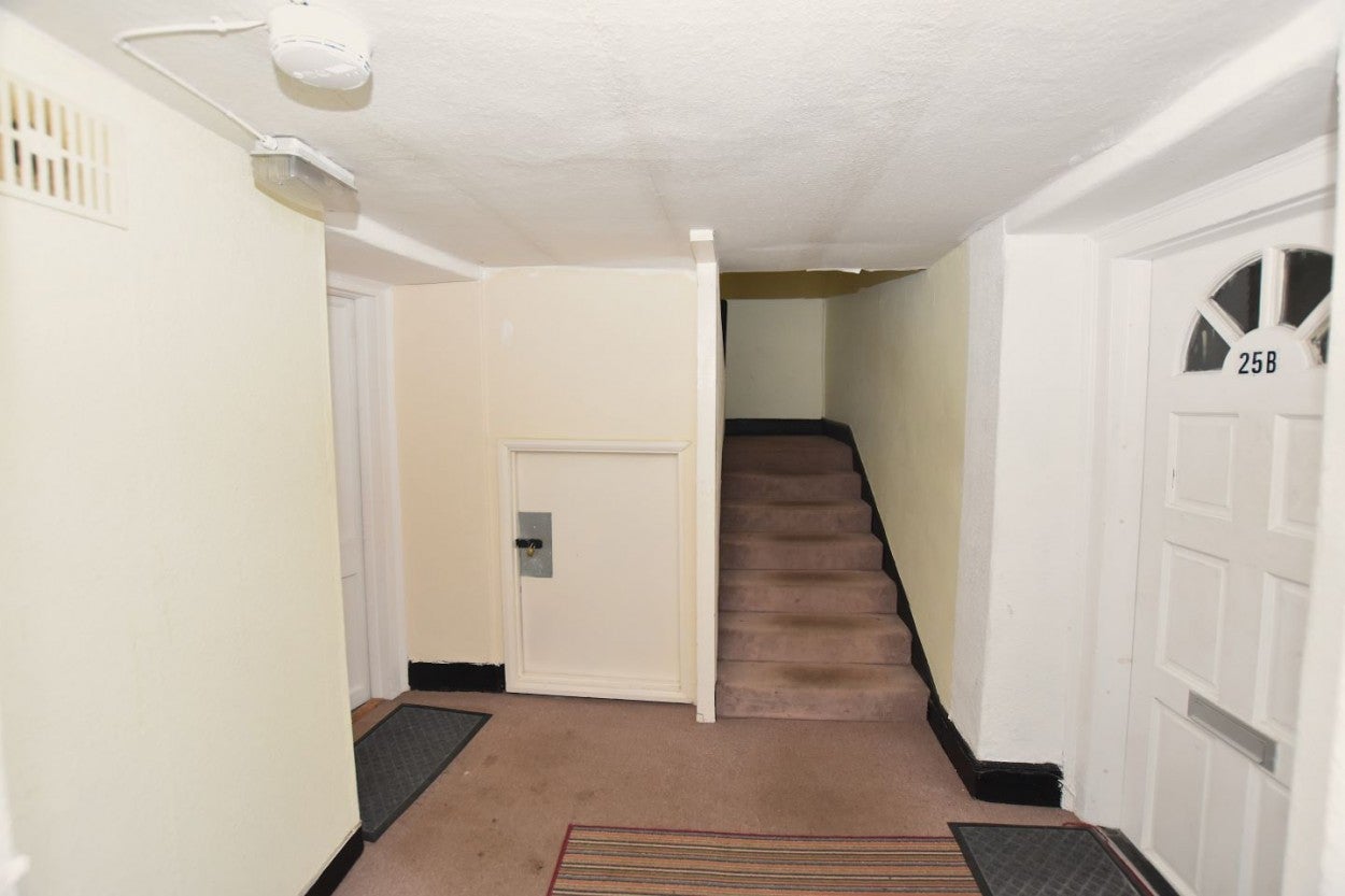 Flat Burgess Square in Brackley