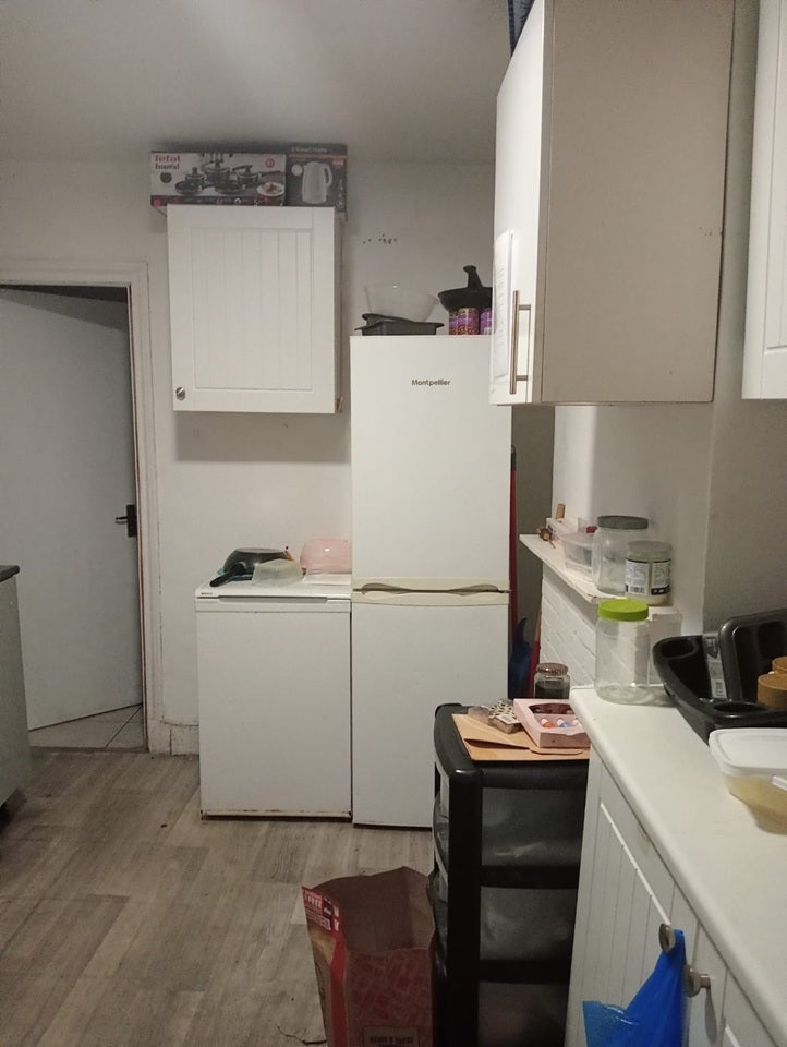 Room Vicarage Lane in Greater London