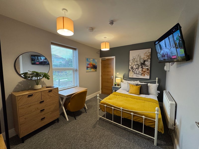 Room Himley Road in Dudley