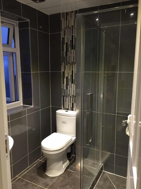 Room Fairlop Road in Greater London