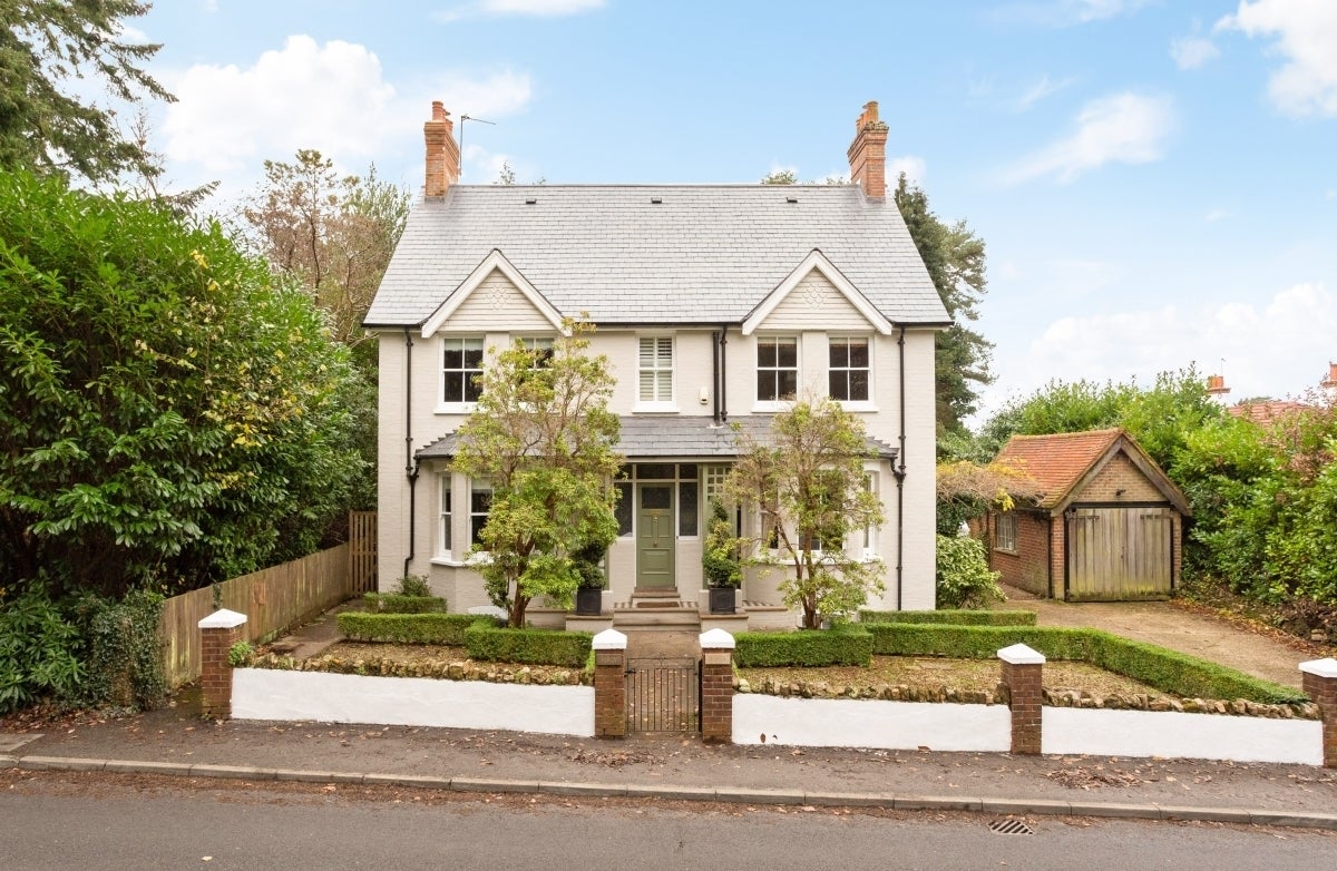 House Tilford Road in Waverley