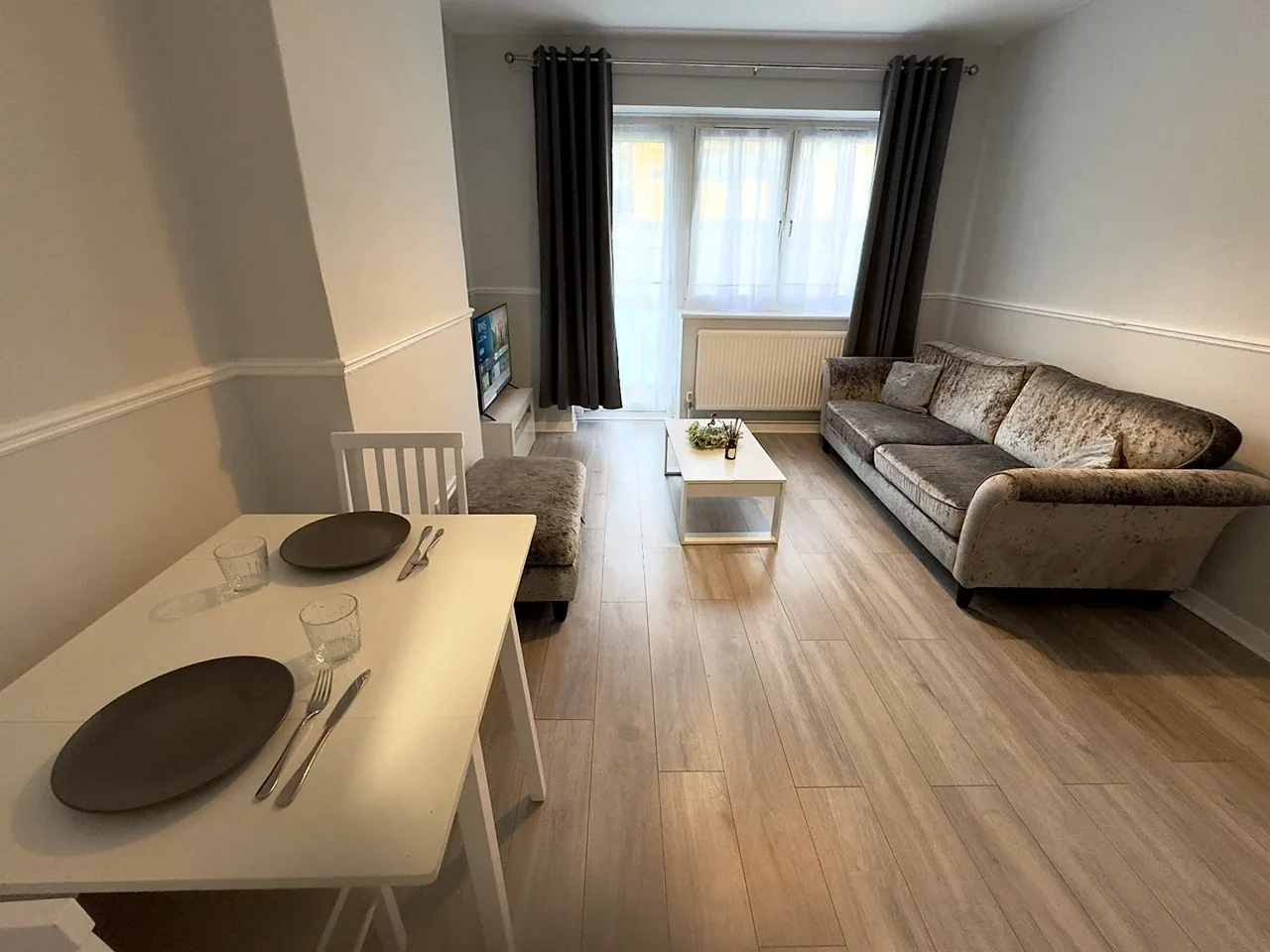Flat Blackwall Lane in Greater London