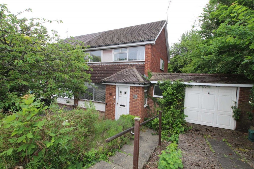House Green Dell Way in Dacorum