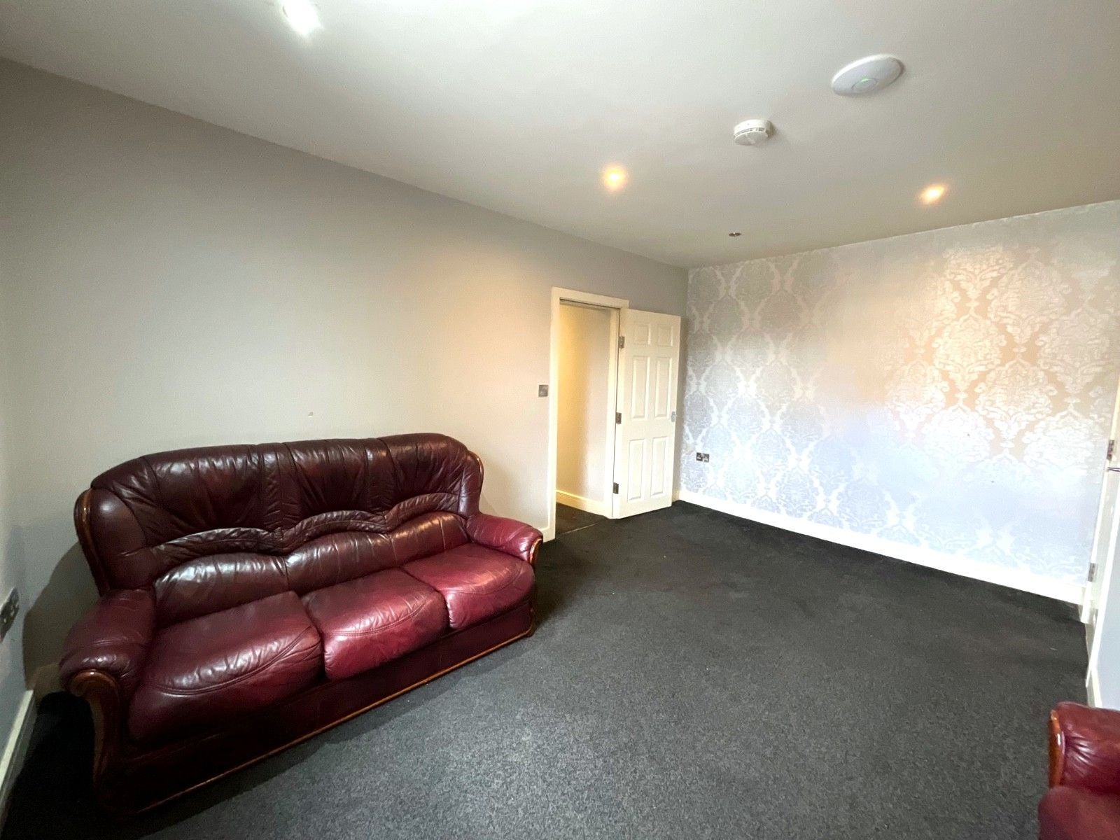 Flat Copley Road in Doncaster