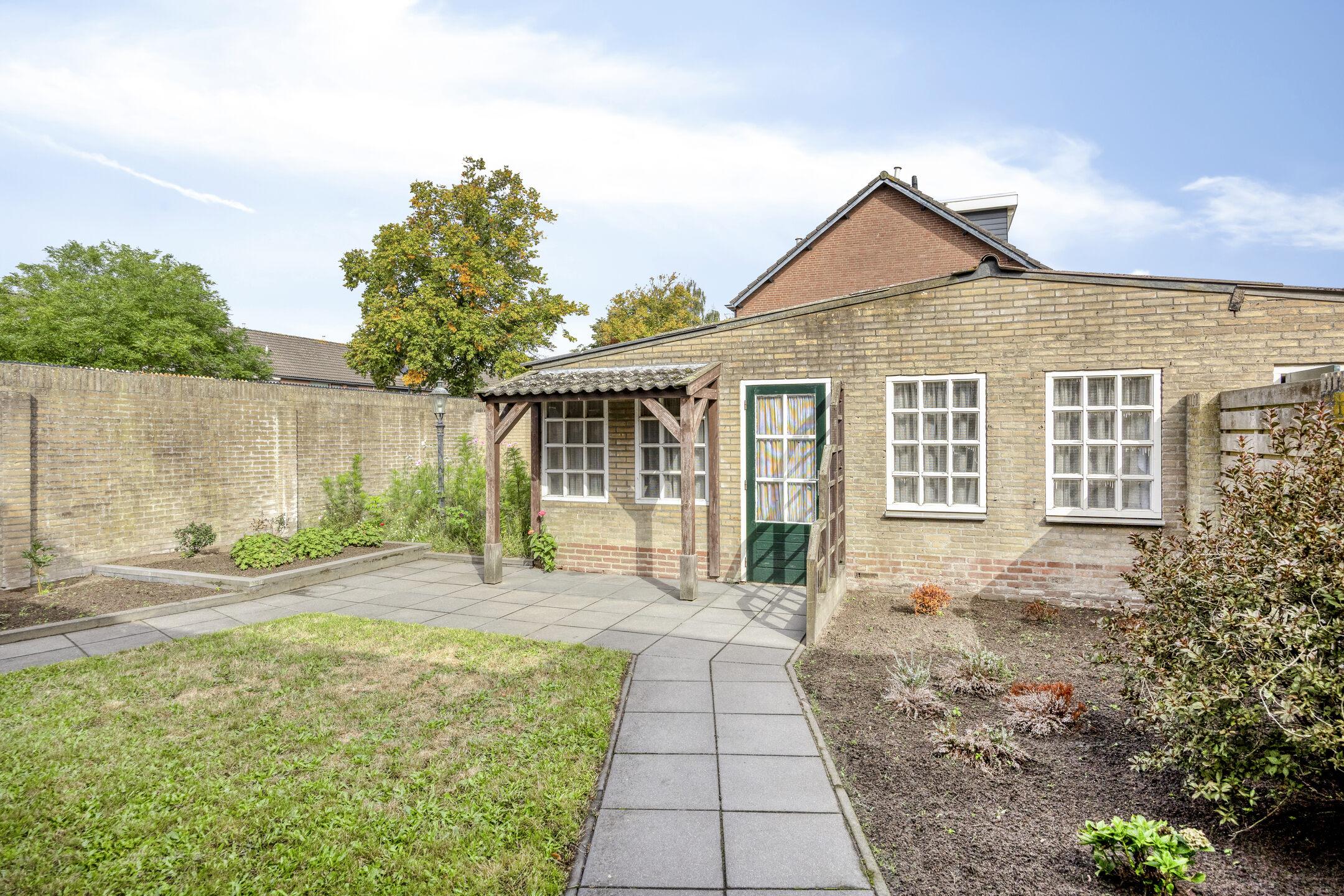 Hoekwoning te koop: Gladioolstraat 12, Dongen