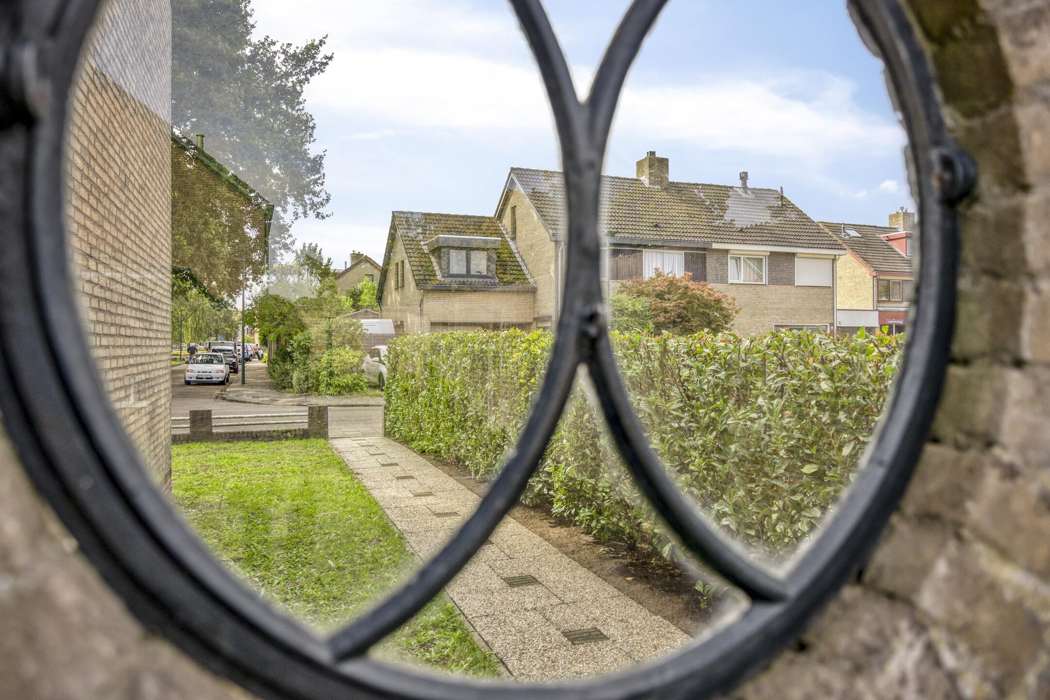 Hoekwoning te koop: Gladioolstraat 12, Dongen