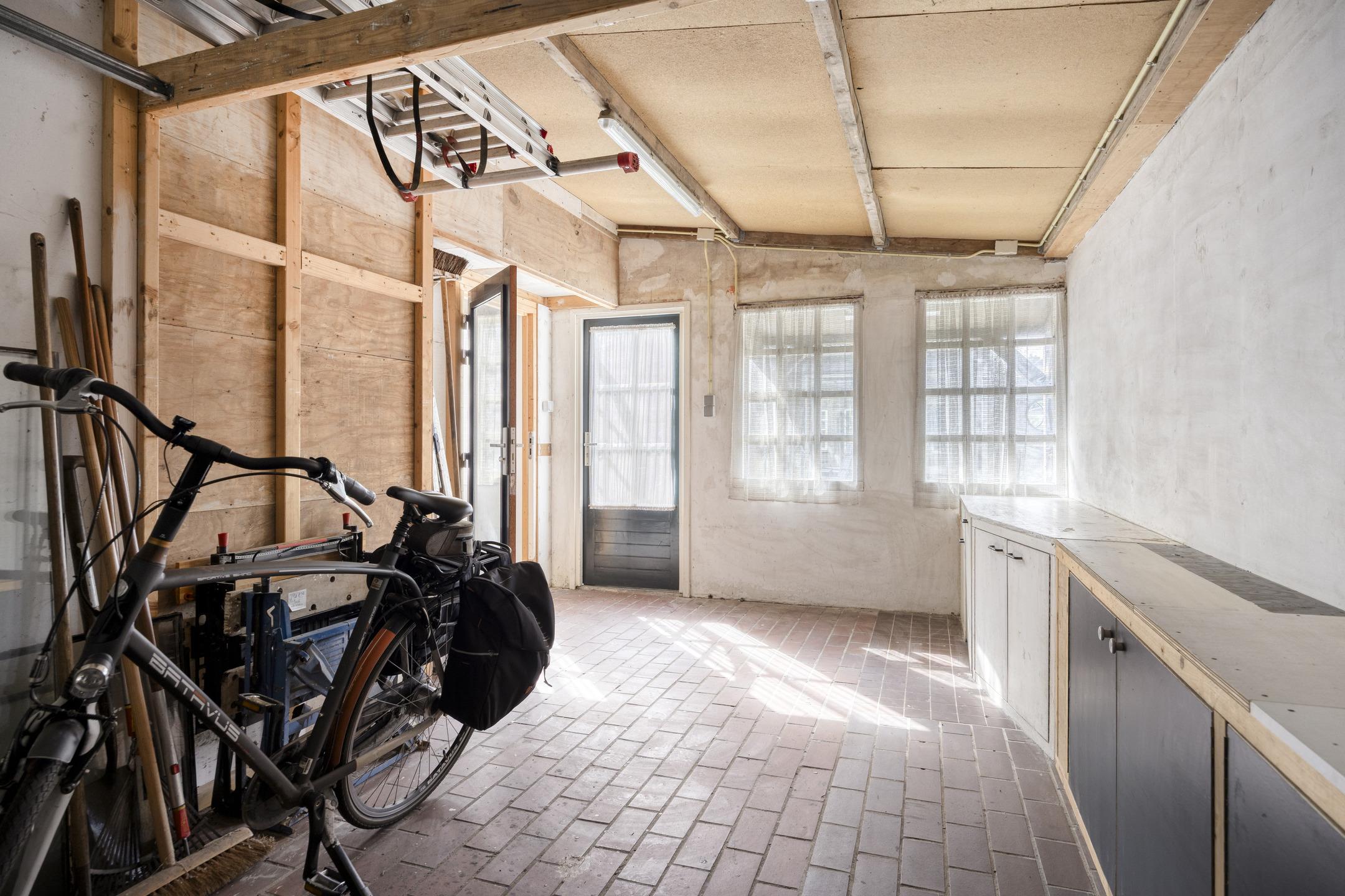 Hoekwoning te koop: Gladioolstraat 12, Dongen