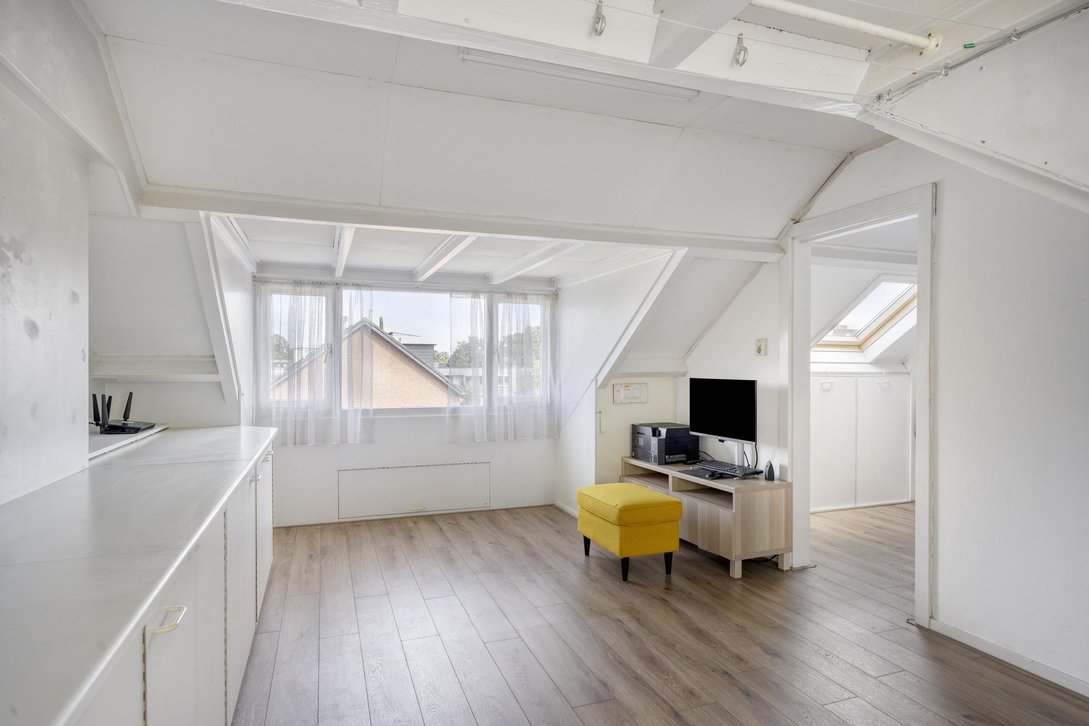 Hoekwoning te koop: Gladioolstraat 12, Dongen
