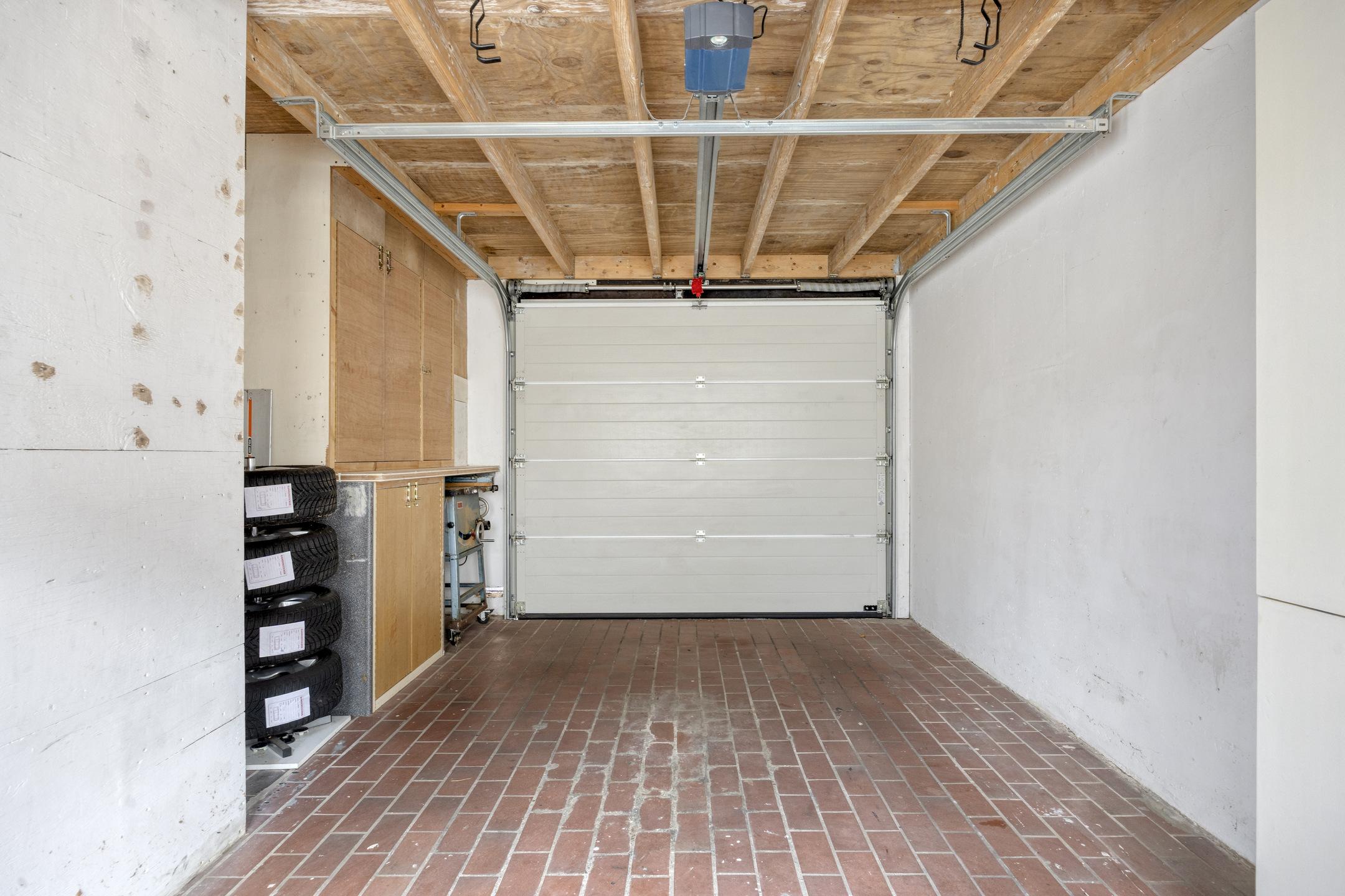 Hoekwoning te koop: Gladioolstraat 12, Dongen