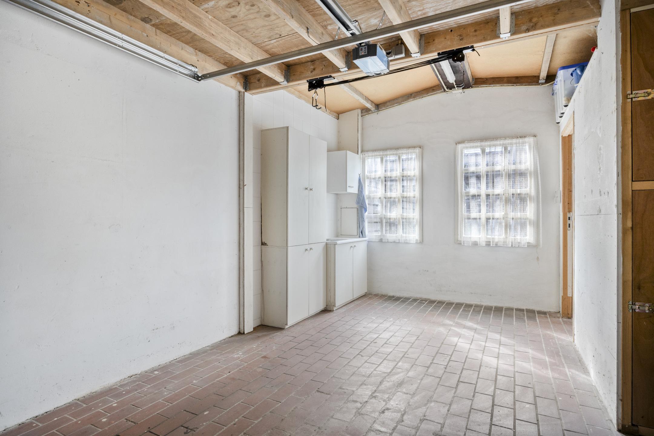 Hoekwoning te koop: Gladioolstraat 12, Dongen