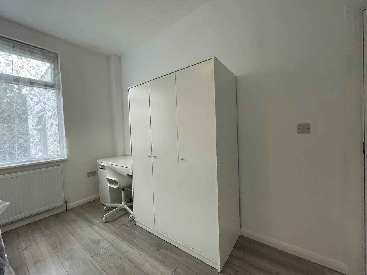 Room Fremantle Road in Greater London