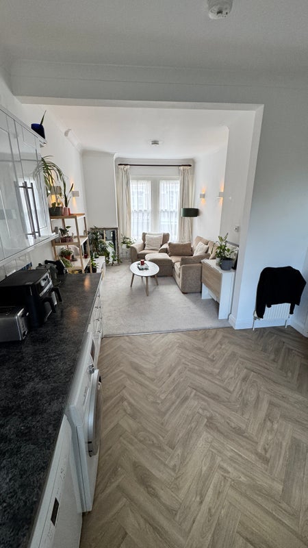Room Putney Bridge Road in Greater London
