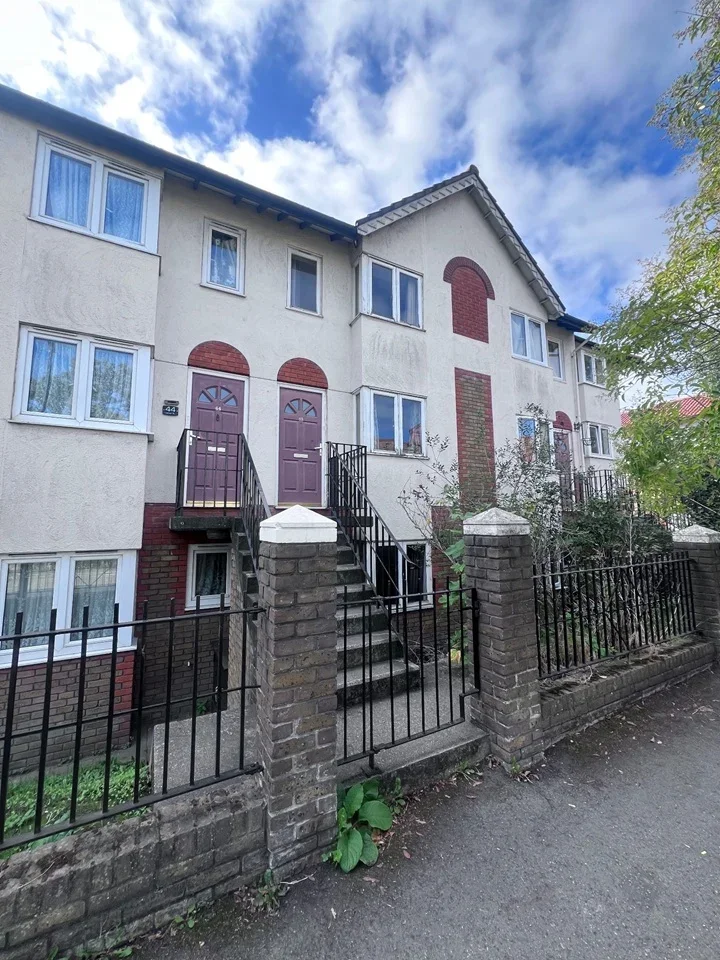 House Cranmer Road in Greater London