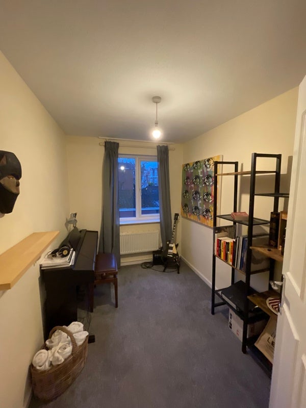 Room Froude Street in Greater London