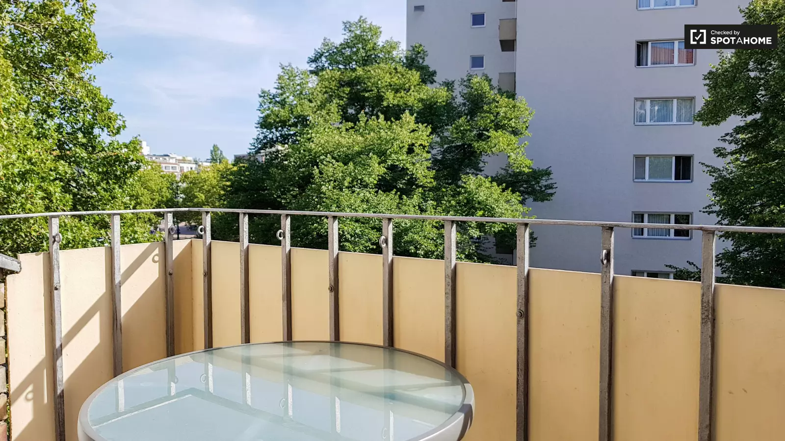 Wohnung Roscherstraße in Berlin
