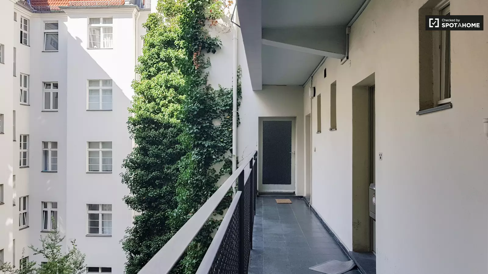 Wohnung Roscherstraße in Berlin