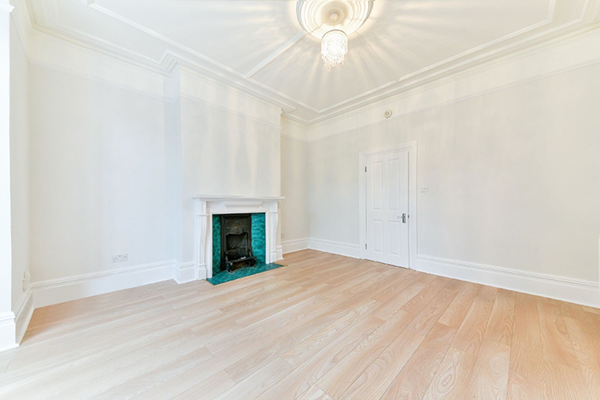 Flat Foster Road in Greater London