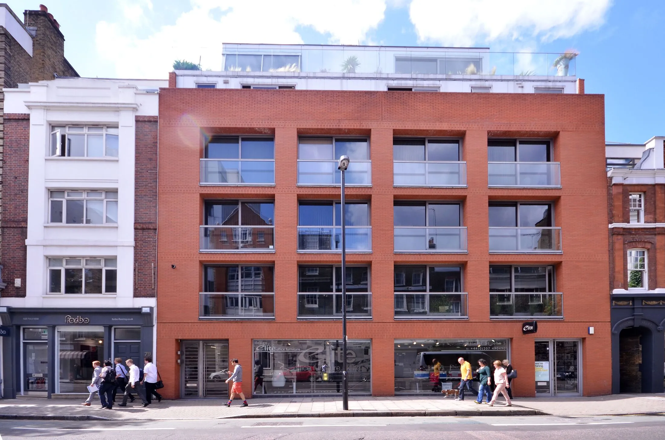 Flat St John's Lane in Greater London