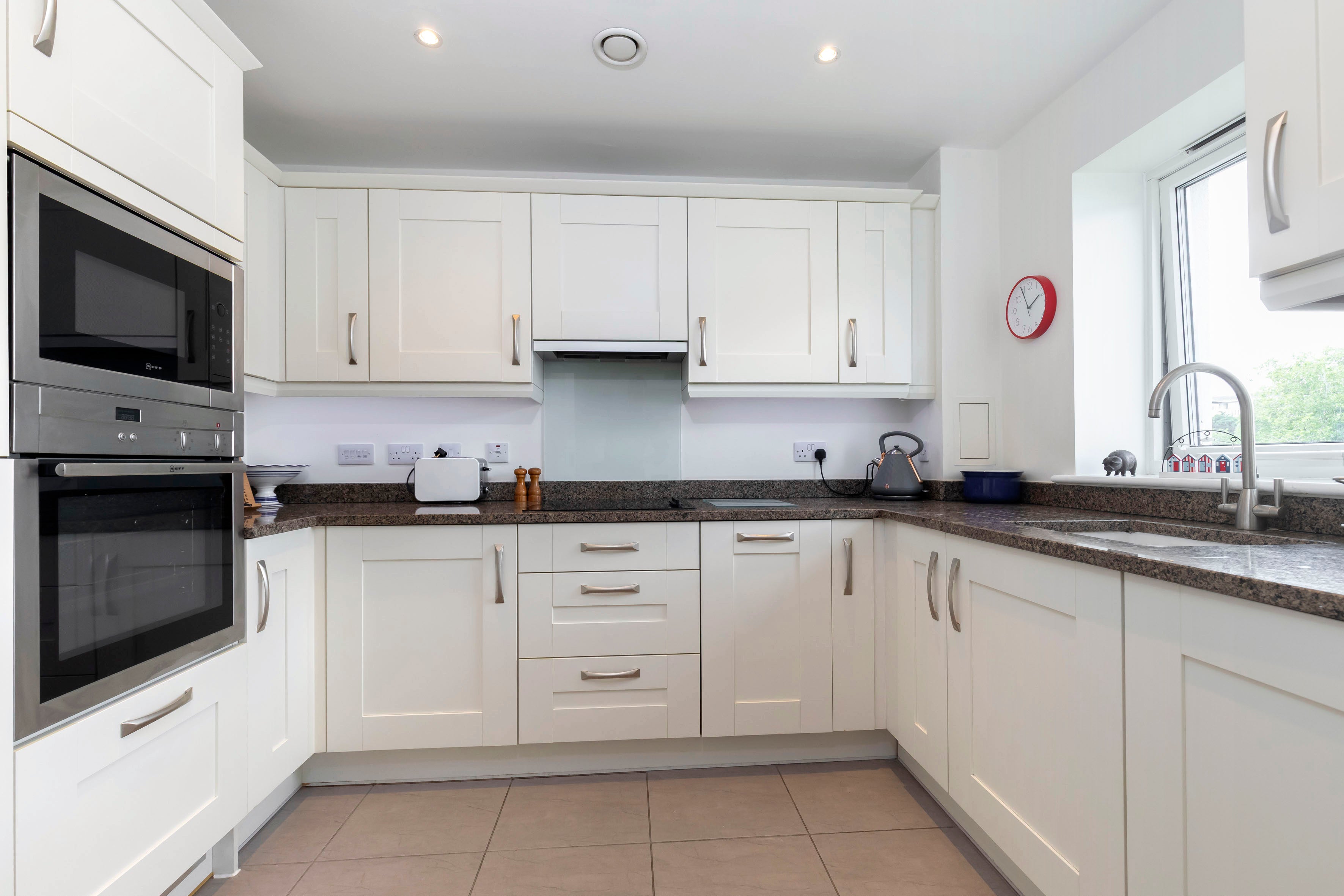 Flat Lansdown Road in Cheltenham
