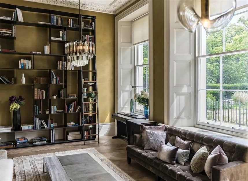 Flat Lancaster Gate in City of Westminster