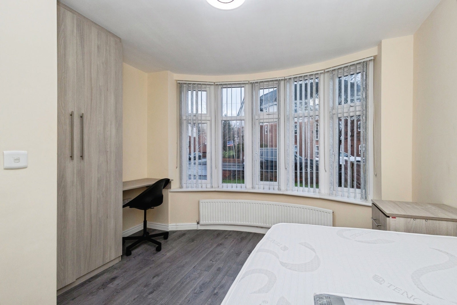 Room Stephens Road in Manchester