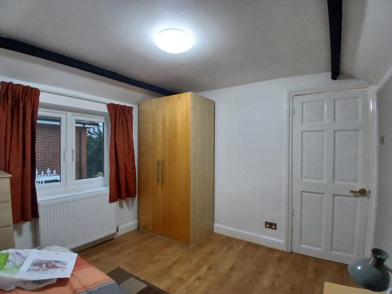 Room Ashley Road in Epsom and Ewell