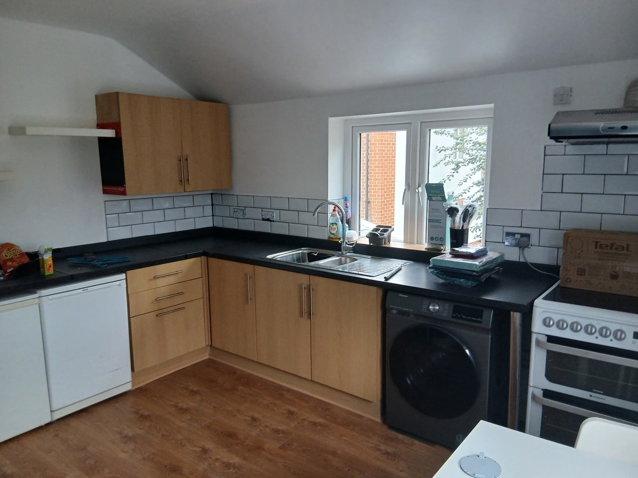 Room Ashley Road in Epsom and Ewell